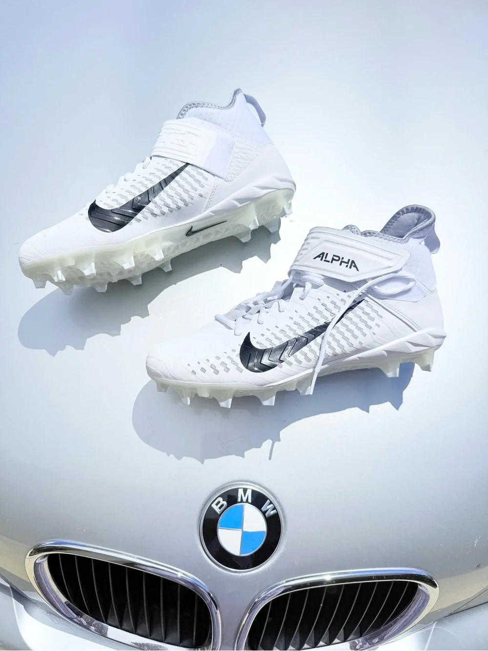 Nike Alpha Menace Pro 2 Men's Football Cleats - White/Black